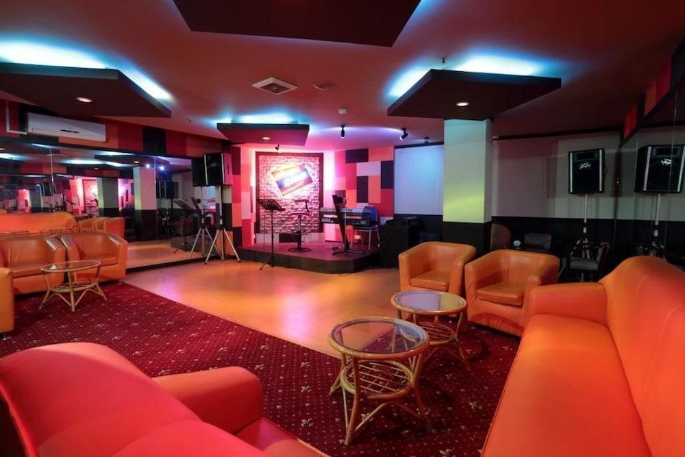 The Nagoya Plasa Redpartner Extérieur photo
