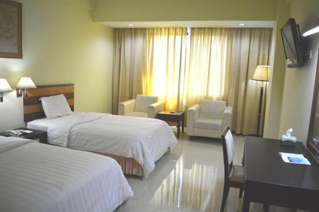 The Nagoya Plasa Redpartner Extérieur photo